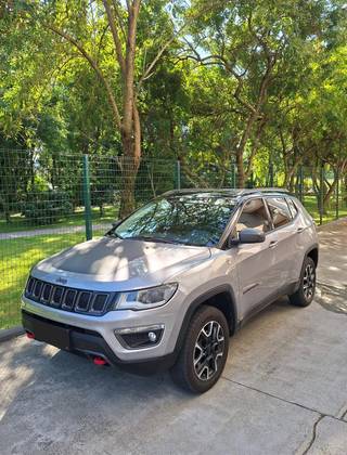 JEEP COMPASS 2.0 16V DIESEL TRAILHAWK 4X4 AUTOMÁTICO JEEP COMPASS 2.0 16V DIESEL TRAILHAWK 4X4 AUTOMÁTICO